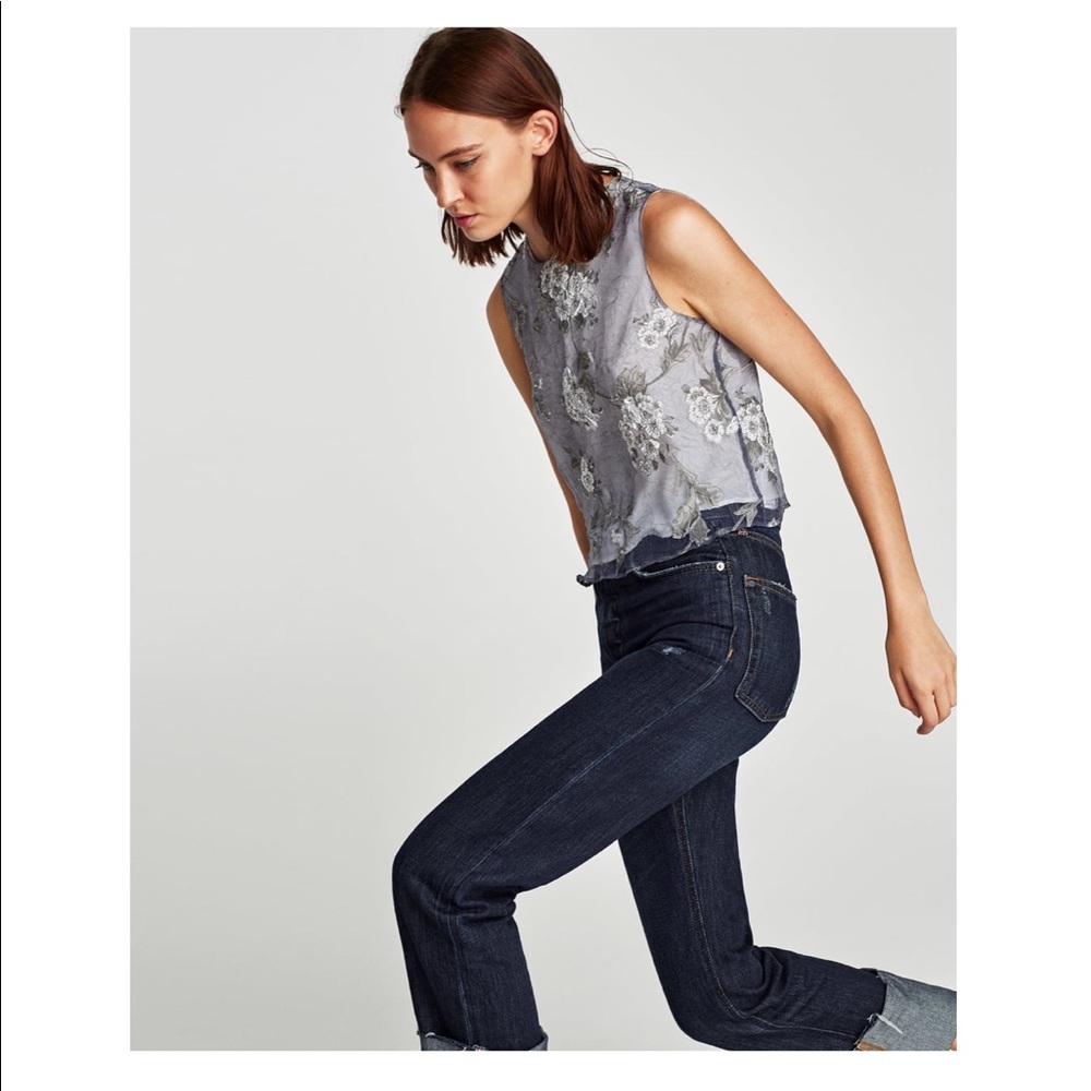 Zara- 	EMBROIDERED ORGANZA TOP 😎😎